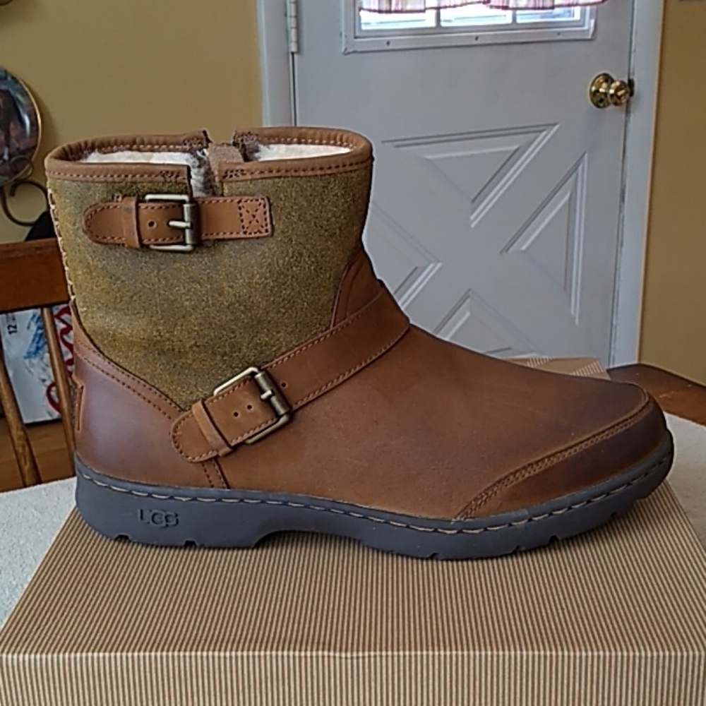 New Ugg slip on boots.